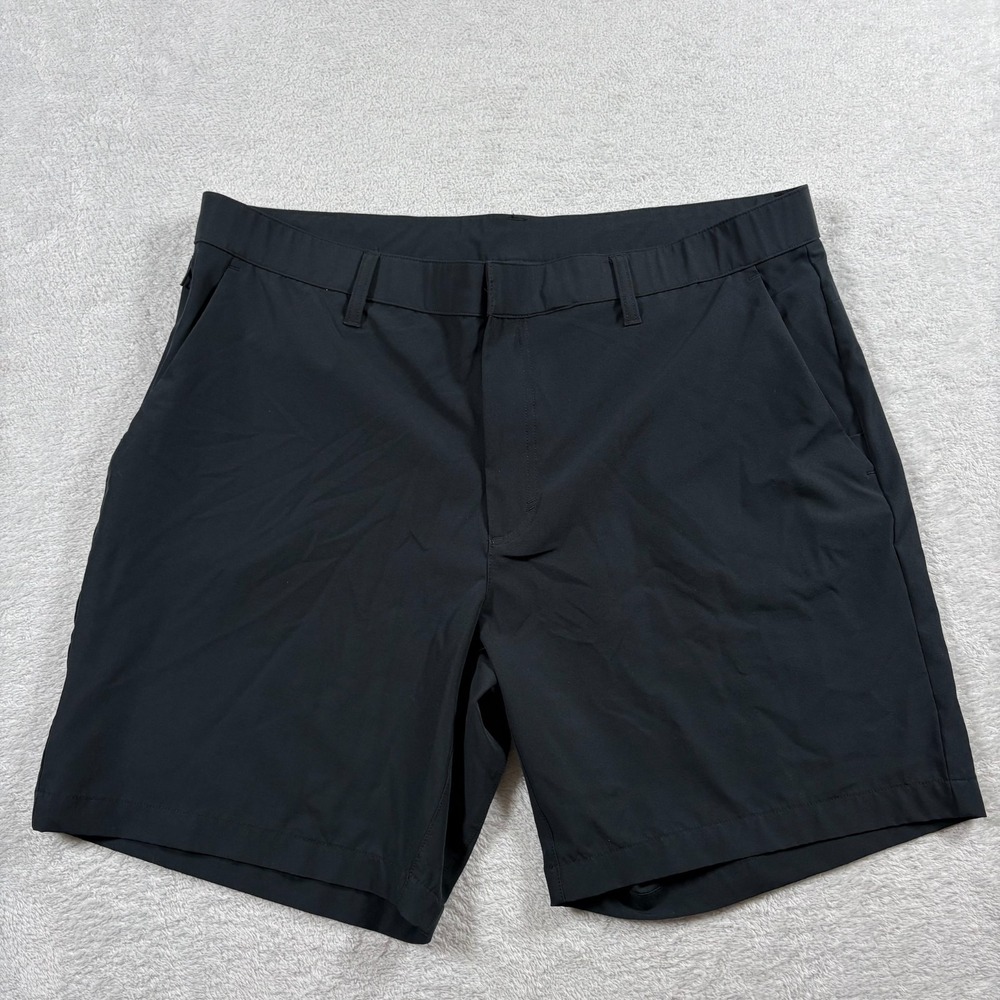 Fabletics Commuter‎ Short Mens XL Black 4 Way Stretch Liquid Resistant Golf